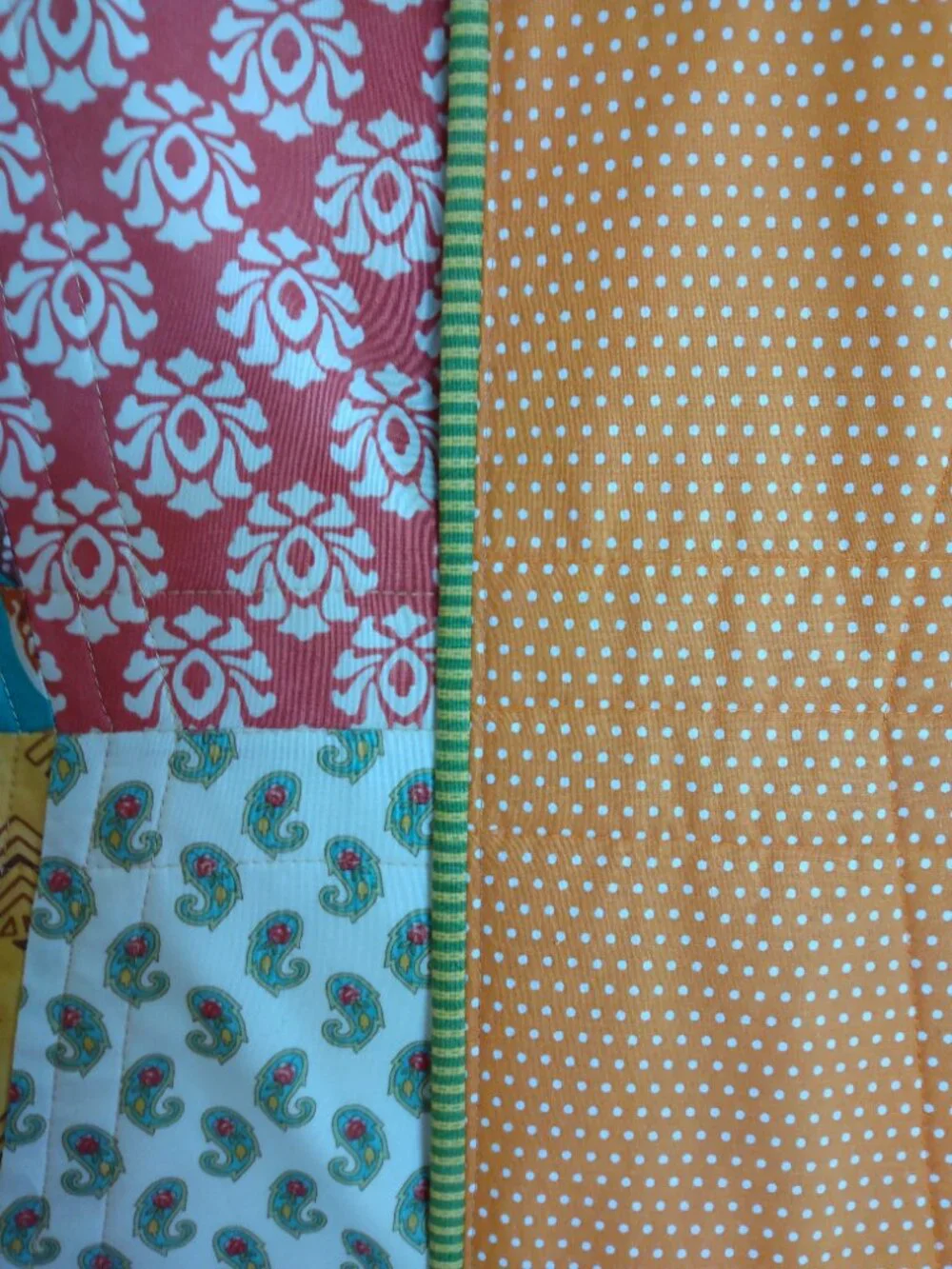 💚🧡🤎BN AUTUMN FALL UNIQUE TUMBLER DESIGN COTTON LAP QUILT